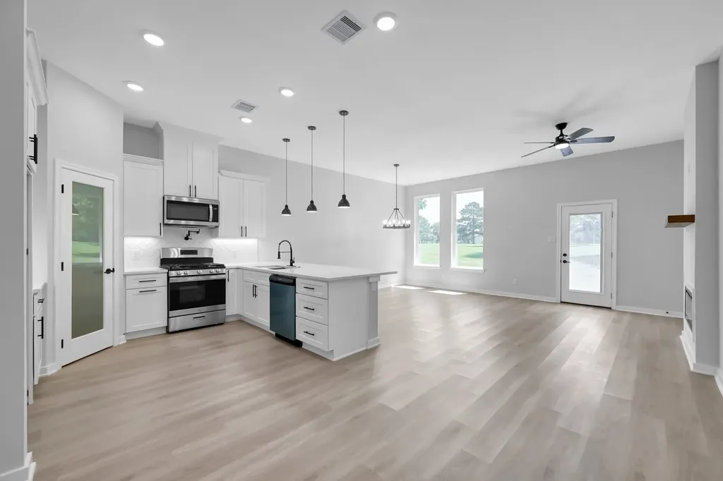 14833 Spica Court Willis TX 77318