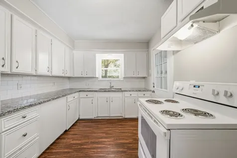 3025 Vance Avenue Texas City TX 77590