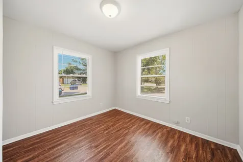 3025 Vance Avenue Texas City TX 77590