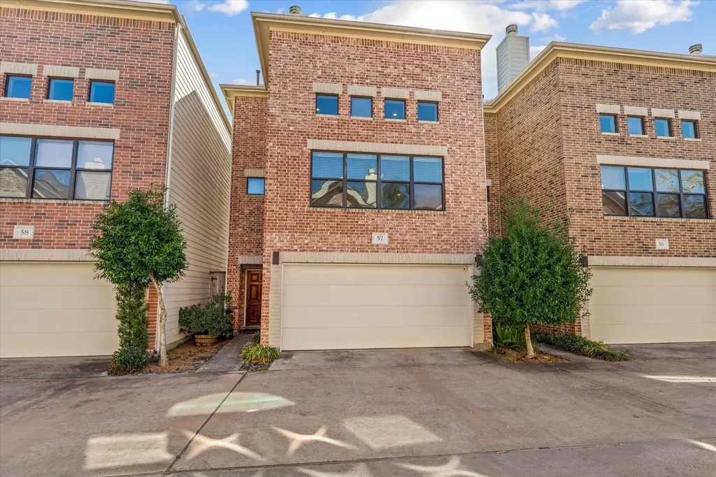 650 Westcross Street 57 Houston TX 77018