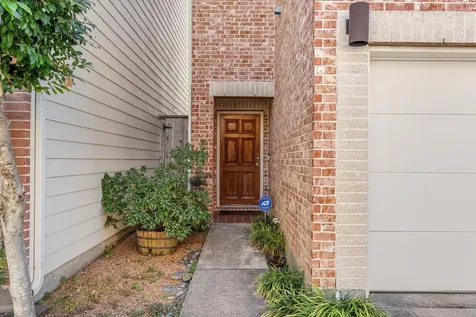 650 Westcross Street 57 Houston TX 77018
