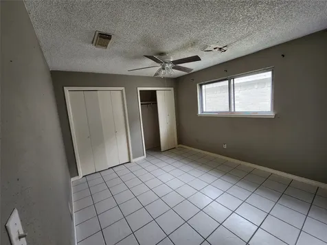 6118 Linnhaven Drive Houston TX 77072