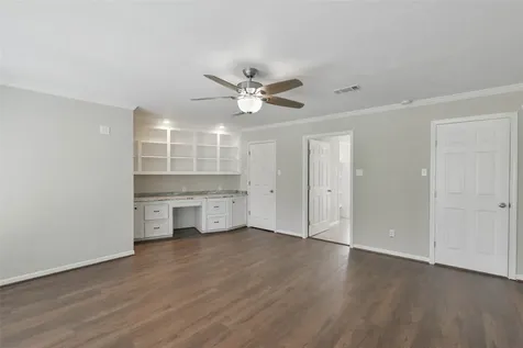 20 Golfview Manor Road Huntsville TX 77340