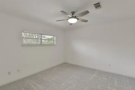 20 Golfview Manor Road Huntsville TX 77340