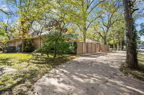 909 E Mimosa Lane Crockett TX 75835