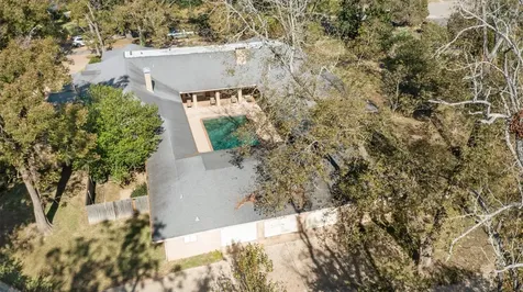 909 E Mimosa Lane Crockett TX 75835