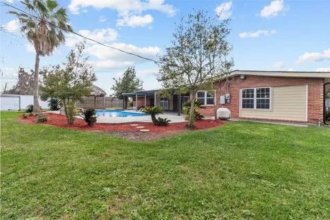 505 S Burnett Drive Baytown TX 77520