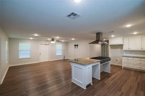 915 Live Oak Drive Jones Creek TX 77541