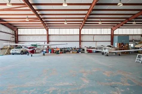 5519 W Arcola Airport Arcola TX 77583