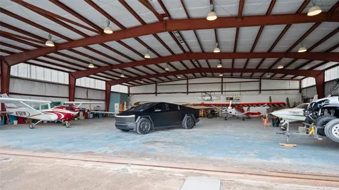 5519 W Arcola Airport Arcola TX 77583