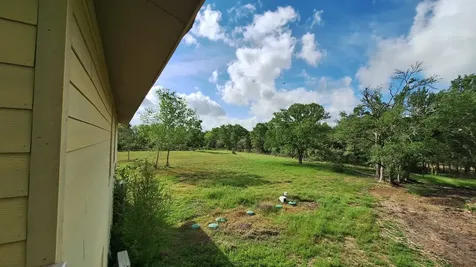 1284 Beaver Lake Drive Caldwell TX 77836