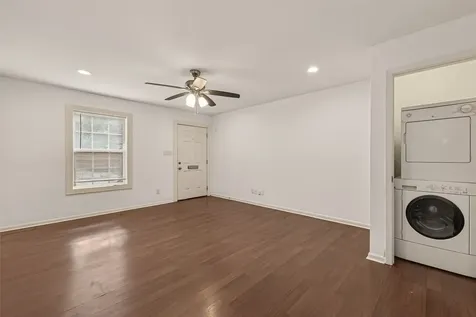2710 Mason Street Houston TX 77006