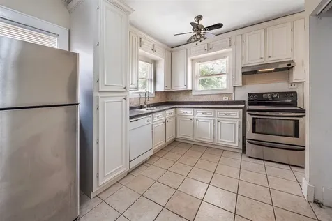 2611 Rosewood Street Houston TX 77004