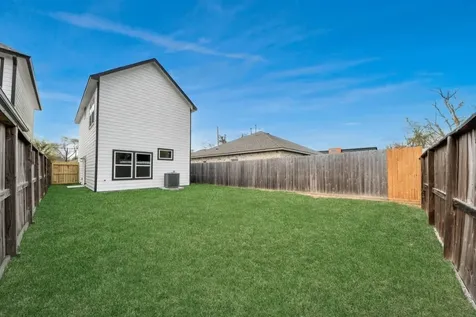 6628 Couch Street Houston TX 77091
