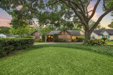 2126 Chimney Rock Road Houston TX 77056