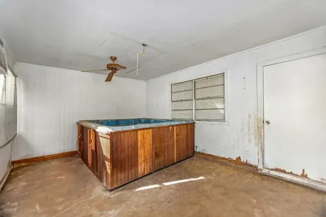 1106 Brookhollow Drive Port Lavaca TX 77979
