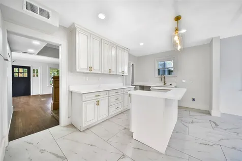 2405 Arbor Street Houston TX 77004