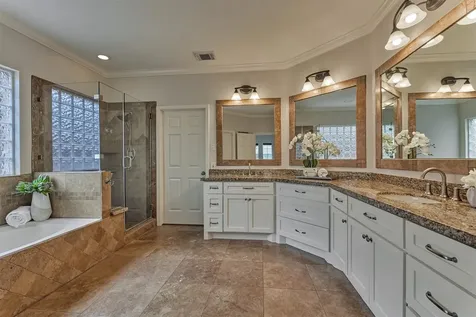 16707 Avenfield Road Tomball TX 77377