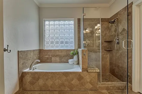 16707 Avenfield Road Tomball TX 77377