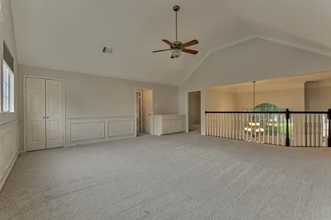 16707 Avenfield Road Tomball TX 77377
