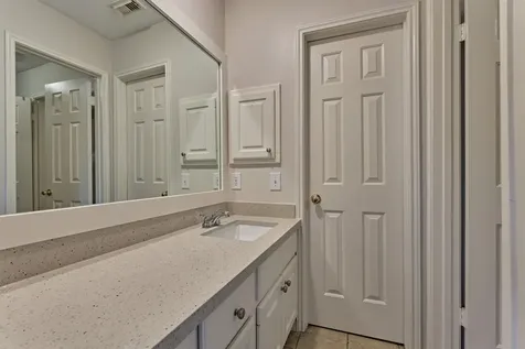 16707 Avenfield Road Tomball TX 77377
