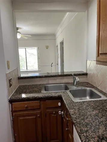 2211 S Braeswood Boulevard 23b Houston TX 77030