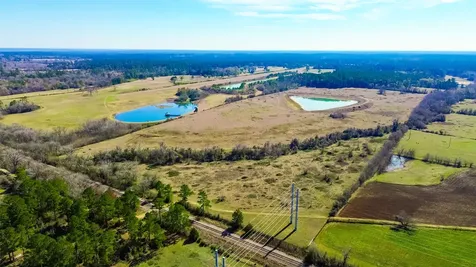 11560 County Road 203 Plantersville TX 77363