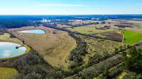11560 County Road 203 Plantersville TX 77363