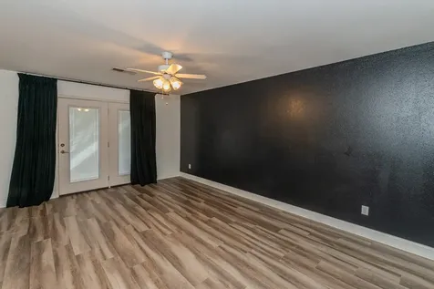 5975 Meadow Way Beaumont TX 77707