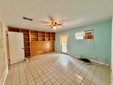 2313 3rd Street Port Neches TX 77651