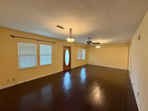 2313 3rd Street Port Neches TX 77651
