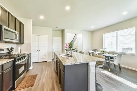 4907 Luke Mathew Drive Rosharon TX 77583