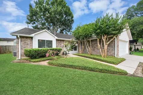 2422 Woven Wood Lane Richmond TX 77406