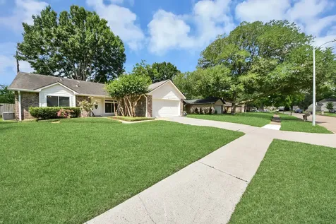 2422 Woven Wood Lane Richmond TX 77406