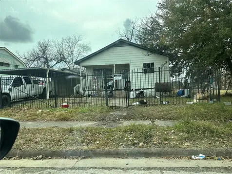 4704 Stonewall Street Houston TX 77020