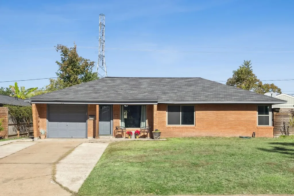 1122 W 31st Street Houston TX 77018