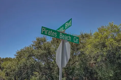 Lot 10 & 11 Blk 29 Pirates Beach Circle Galveston TX 77554