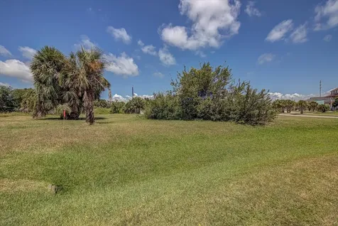 Lot 10 & 11 Blk 29 Pirates Beach Circle Galveston TX 77554
