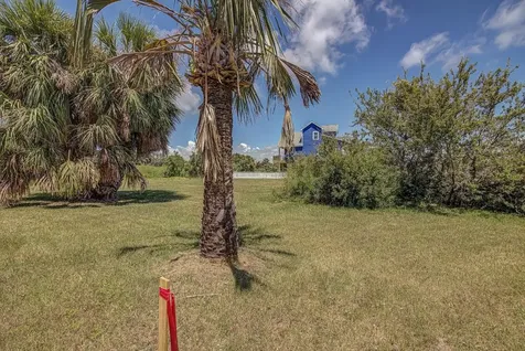 Lot 10 & 11 Blk 29 Pirates Beach Circle Galveston TX 77554