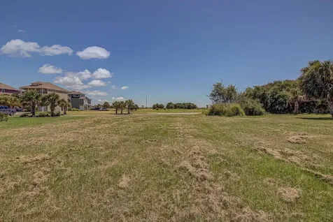 Lot 10 & 11 Blk 29 Pirates Beach Circle Galveston TX 77554