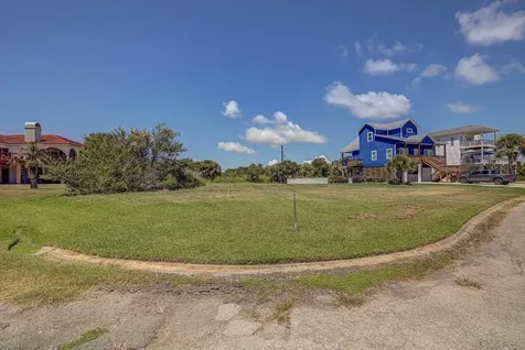 Lot 10 & 11 Blk 29 Pirates Beach Circle Galveston TX 77554