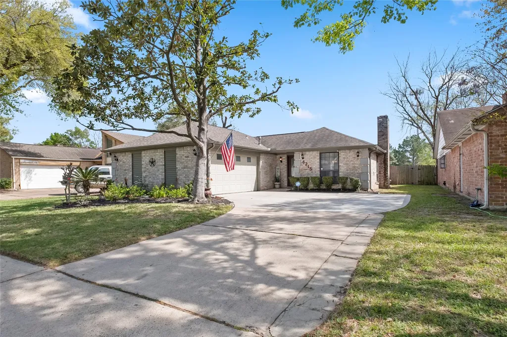 6215 Greenway Forest Lane Houston TX 77088