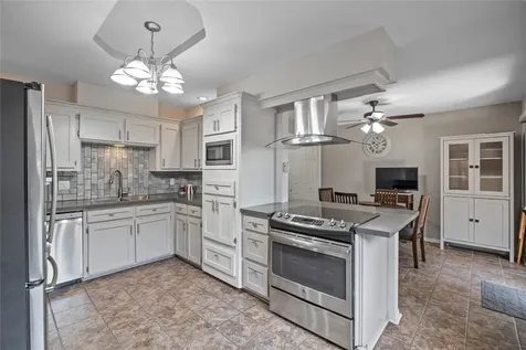 6215 Greenway Forest Lane Houston TX 77088