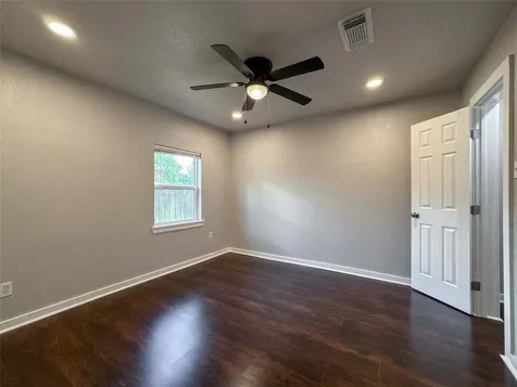 1009 W Snyder Street Alvin TX 77511