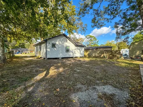1009 W Snyder Street Alvin TX 77511