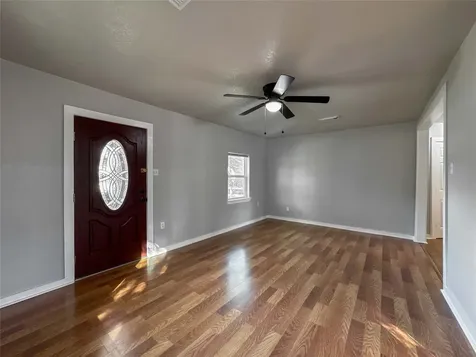 1009 W Snyder Street Alvin TX 77511