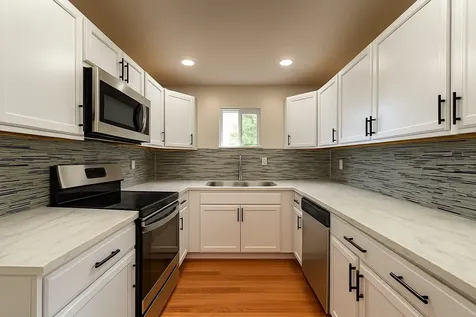 1009 W Snyder Street Alvin TX 77511