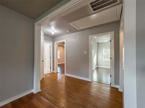 1009 W Snyder Street Alvin TX 77511