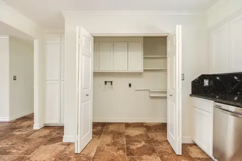 200 Wentworth Drive West Columbia TX 77486