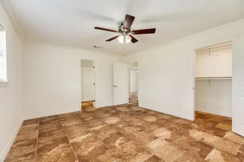 200 Wentworth Drive West Columbia TX 77486